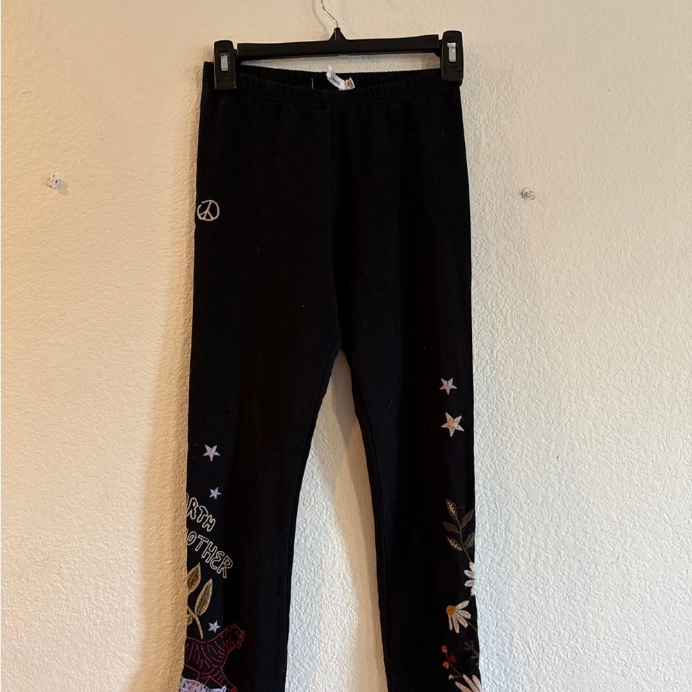 NWOT Johnny Was Embroidered leggings